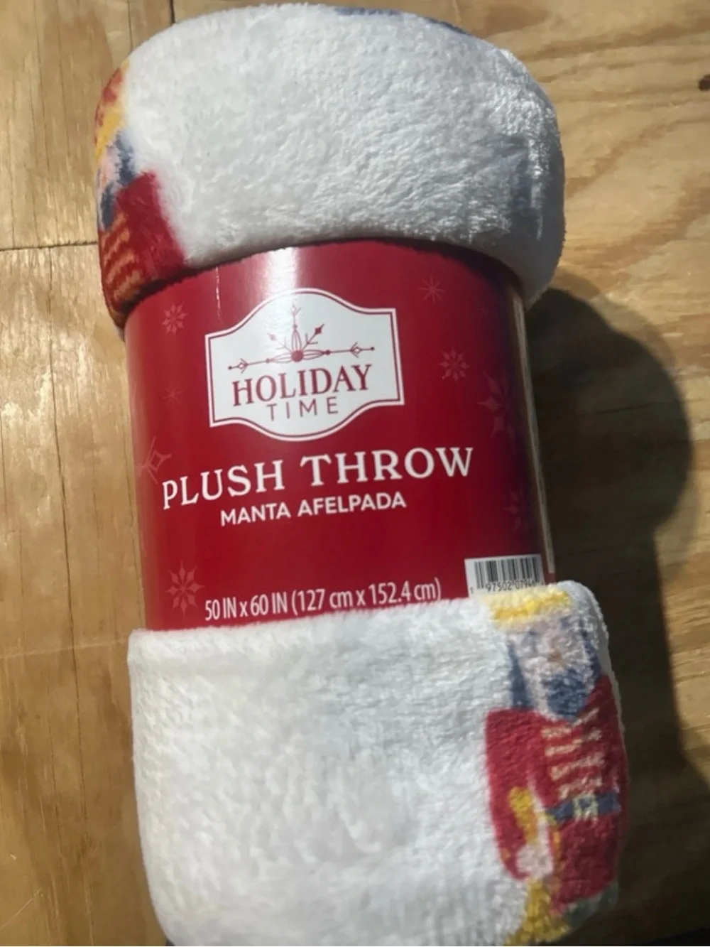 Holiday Time White Plush Throw Blanket Green Nutcracker Motifs 50”x60”
